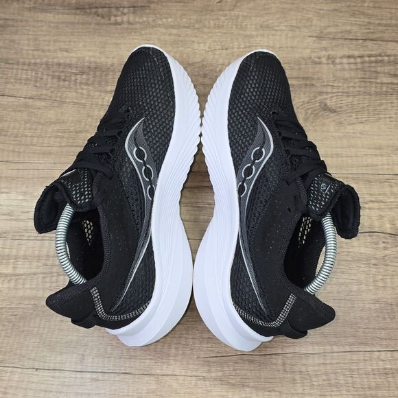 Saucony Kinvara 14 Women's Size 10 Black White Running Shoes (S10823-05) - Picture 6 of 9